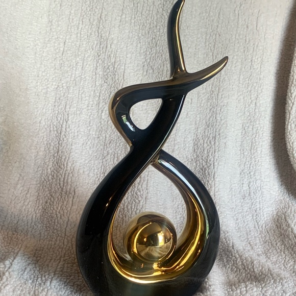 Norrclp Home Decor Modern Abstract art Ceramic Statue 12.5”x 6.5”W BLK/GOLD - Picture 6 of 6